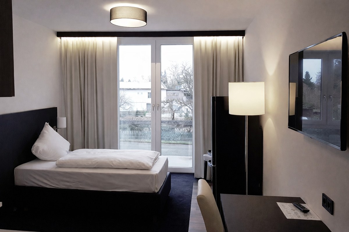 Wohnheim, 27 Wohneinheiten